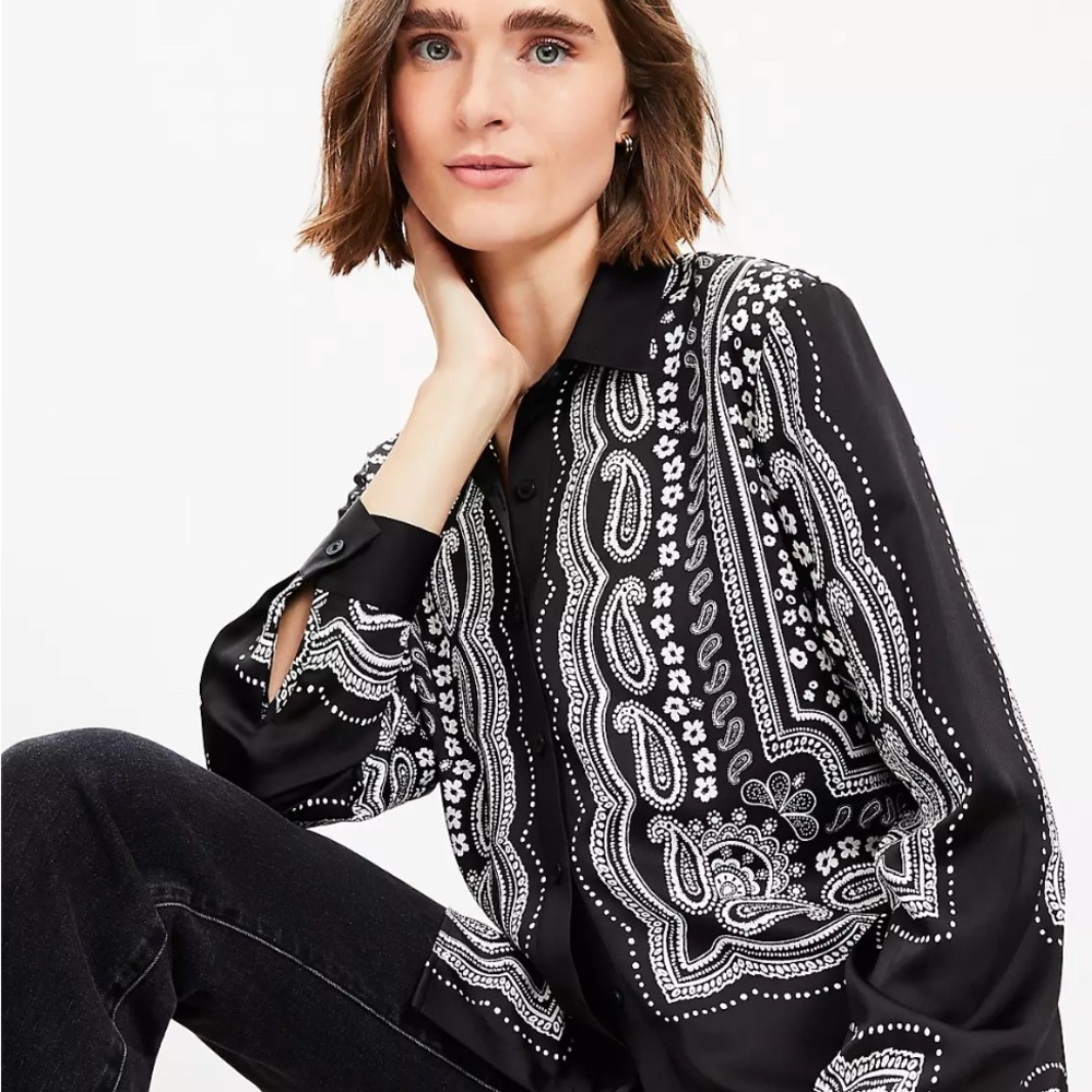 LOFT Black and White Paisley Button Down Shirt